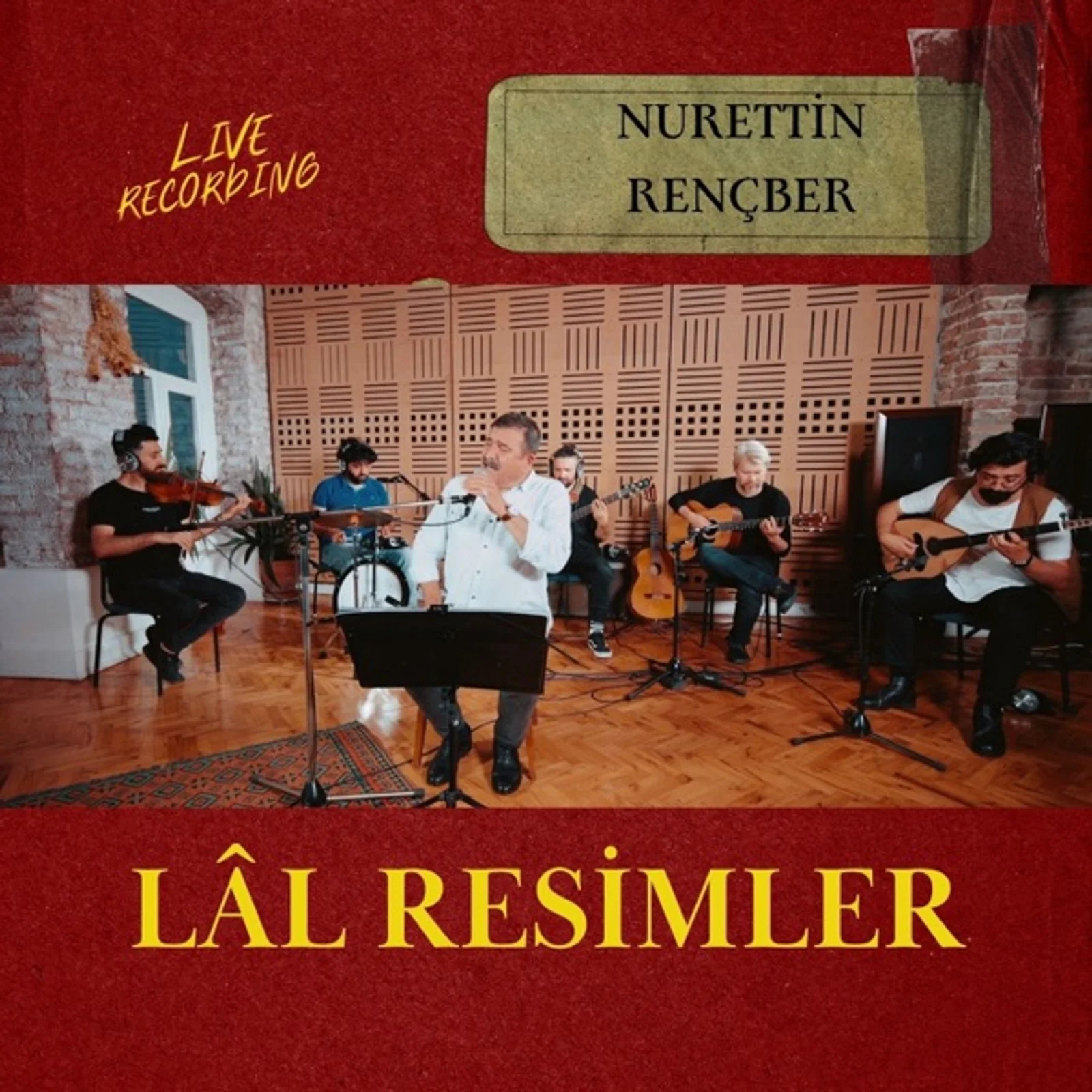 Lal Resimler (2011)