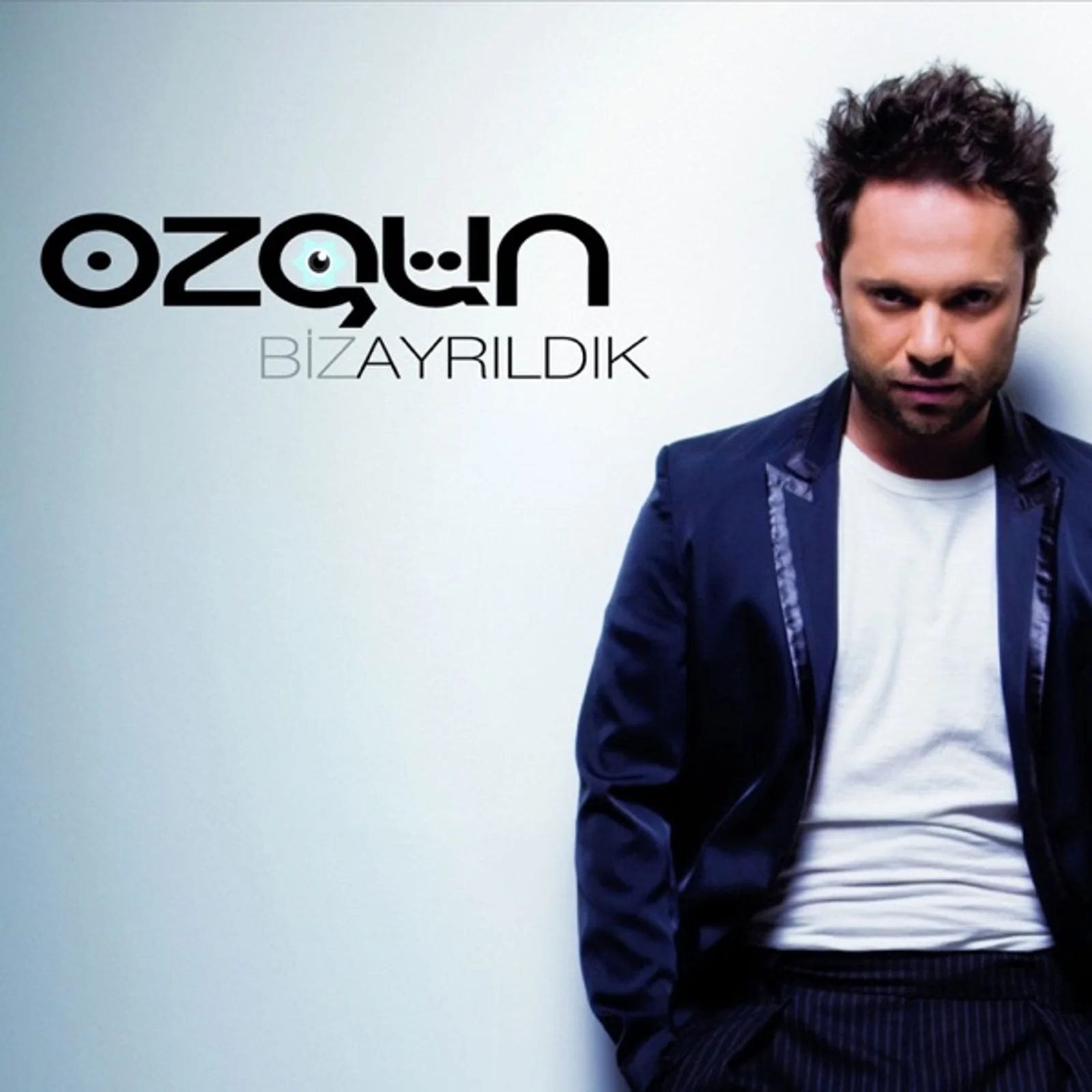 Biz Ayrıldık (2009) cover