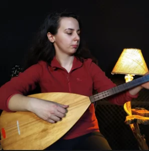Duydum ki Bensiz Yaralı Gibisin (2021) cover