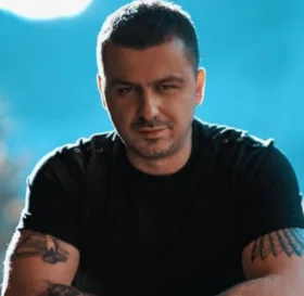 Atje (2021)