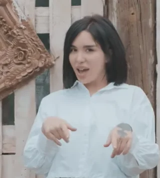Yaralandım (2021)