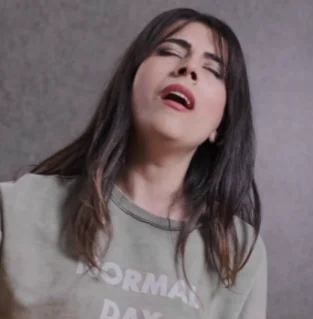 Evlerinin Önü Yonca (2021) cover