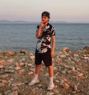 Bugün Günüm Ayılmadı (2021)