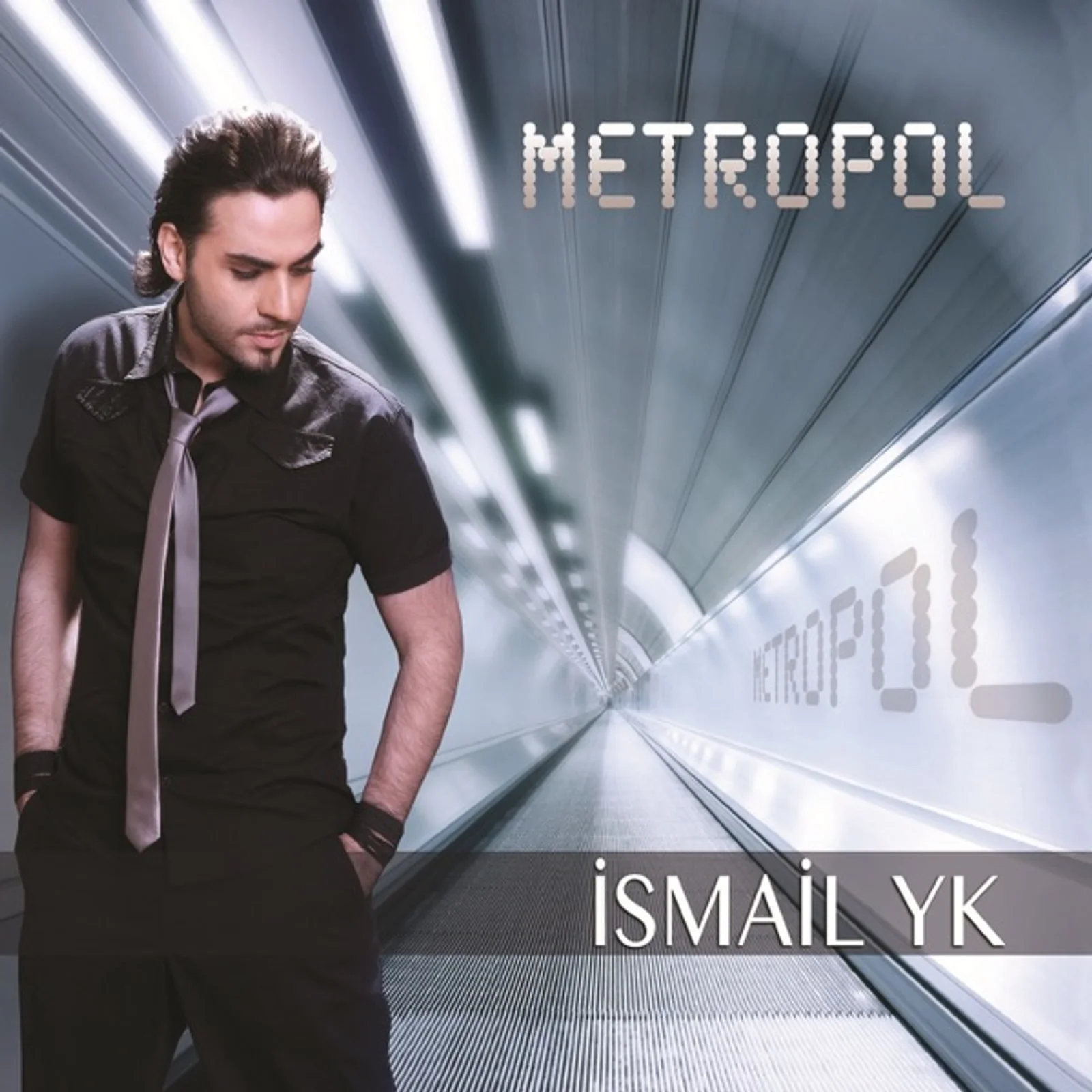 Metropol (2012) cover