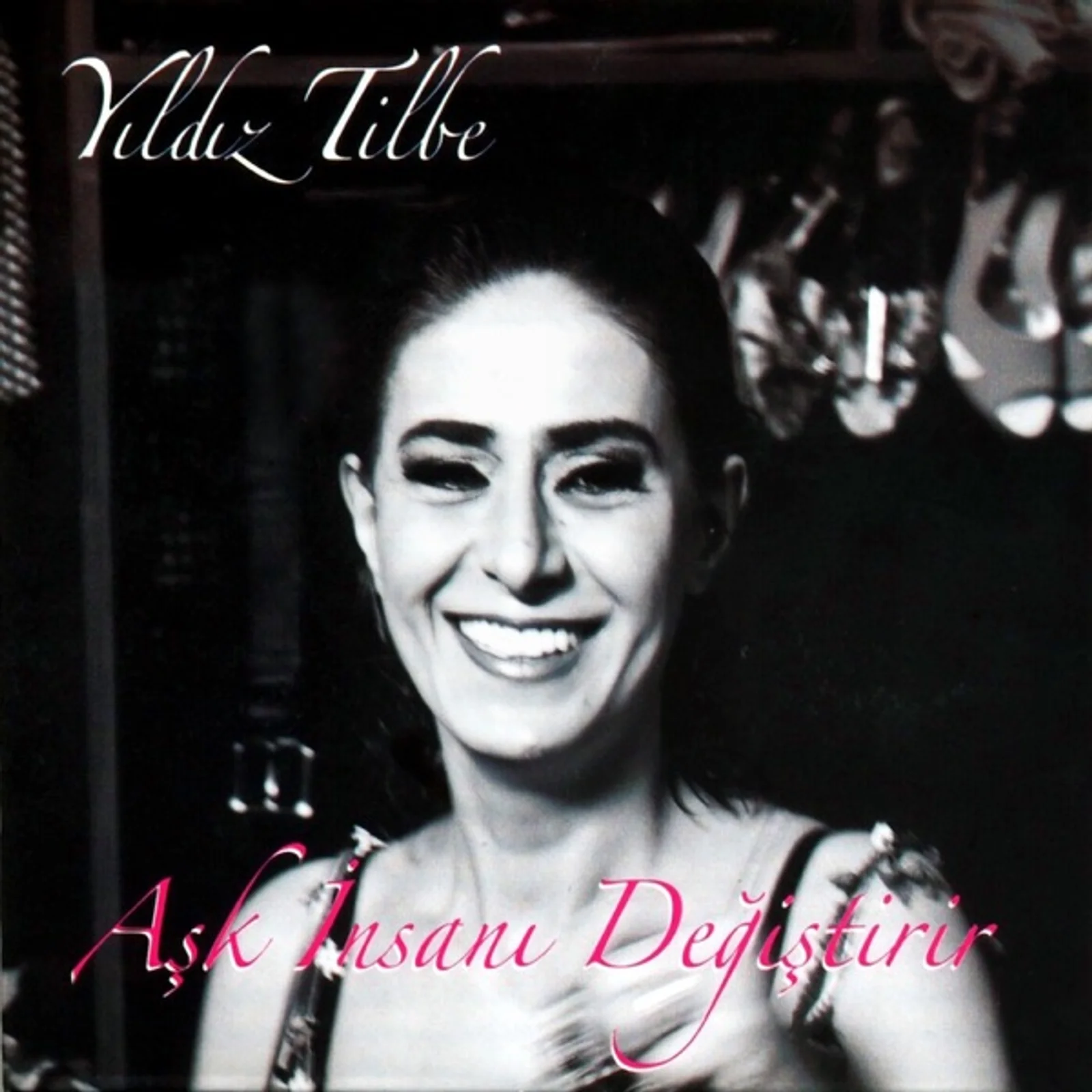Aşk İnsanı Değiştirir (2009) cover