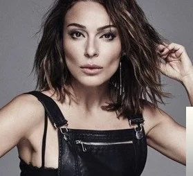 Ziynet Sali (2018)