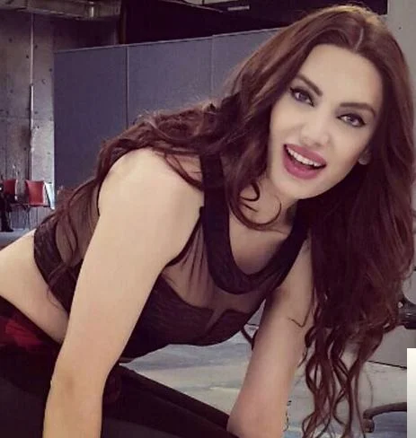 Efil Efil (2018)