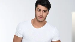 Ağlaya Ağlaya (2018)