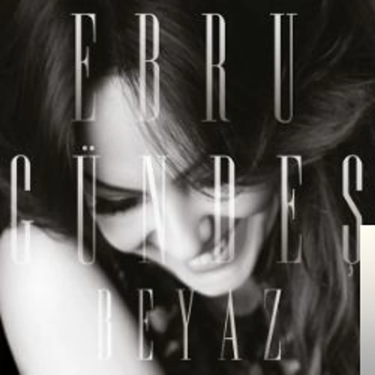 Ebru Gündeş - Severek Öleceğim