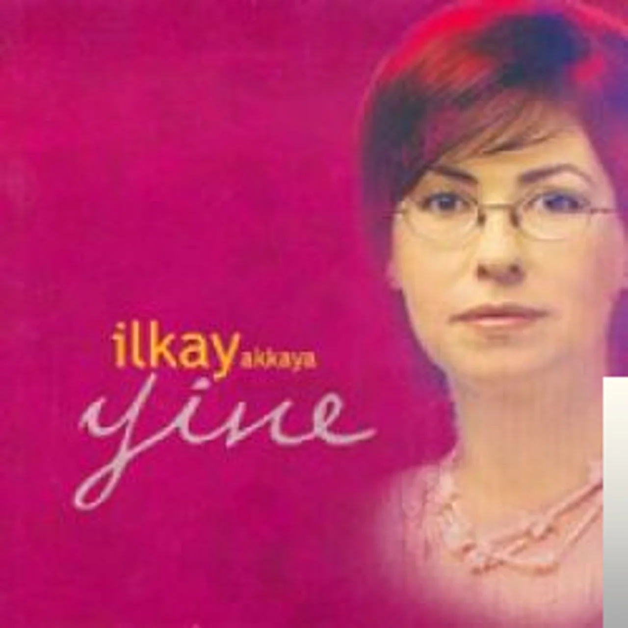İlkay Akkaya - Yalnızım