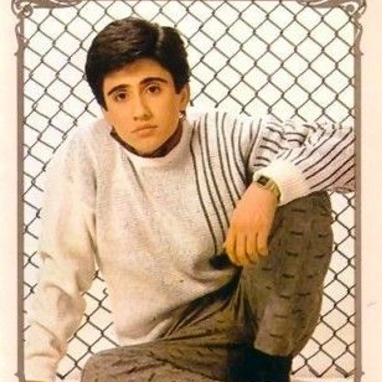 Emrah - Boynu Bükükler