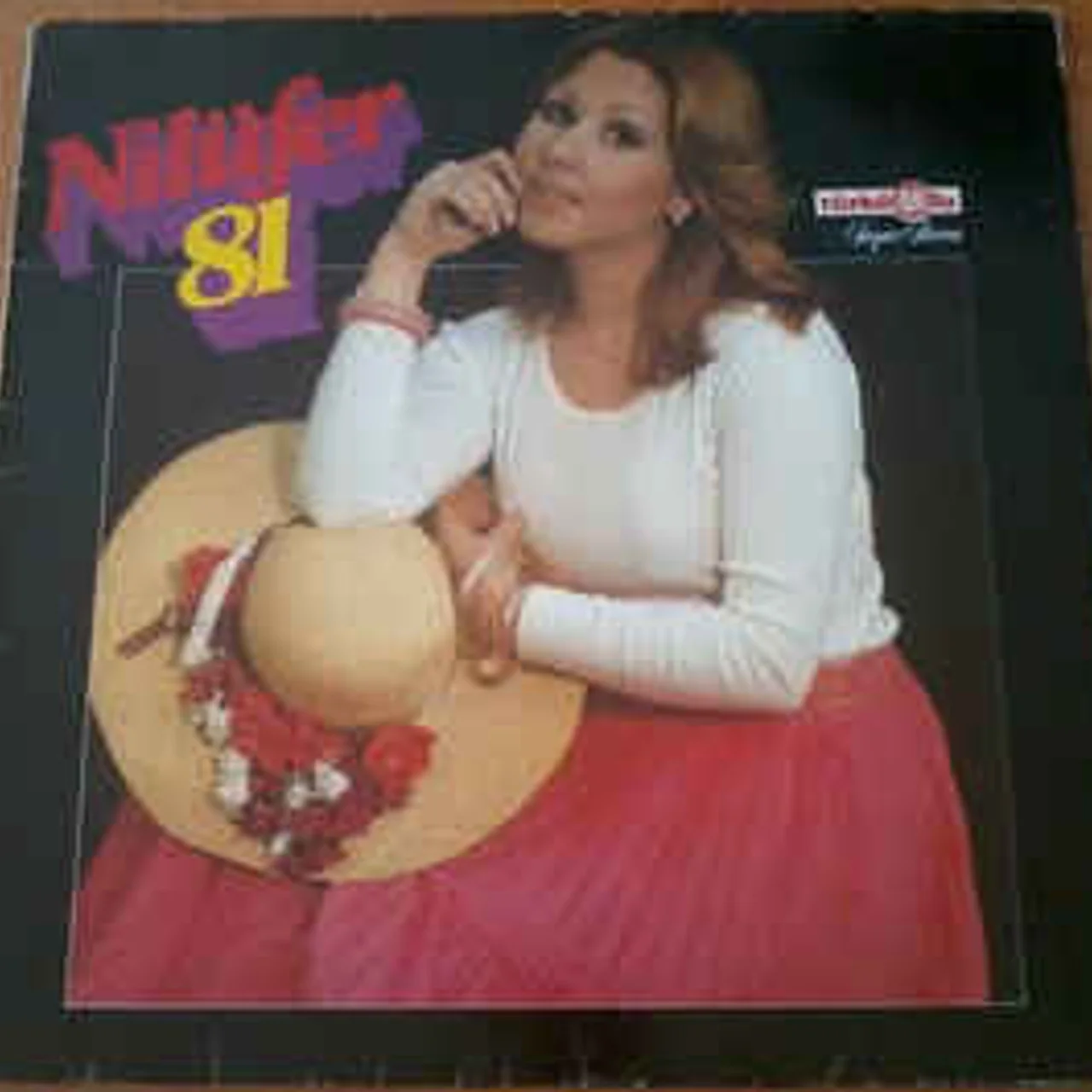 Nilüfer - Sensiz Olmaz