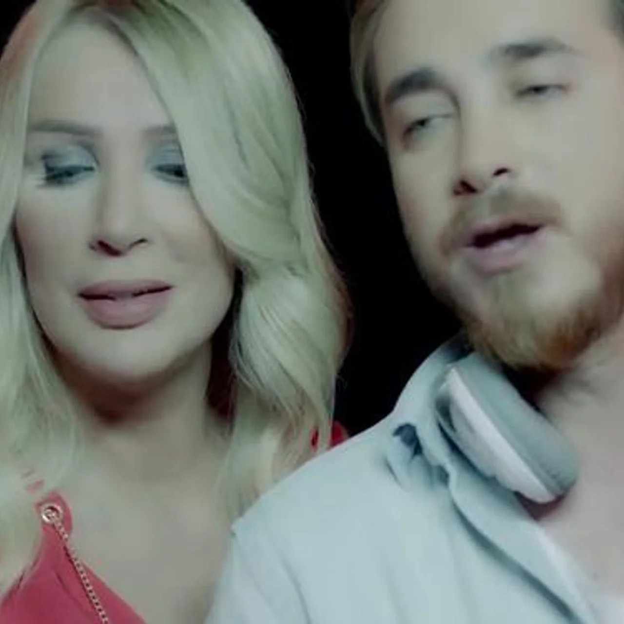 Seda Sayan - Seda Sayan & Yasin Keleş - Tabi Tabi