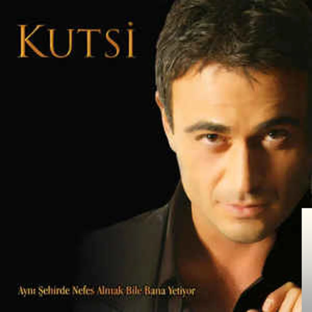 Kutsi - Aynı Şehirde Nefes Almak