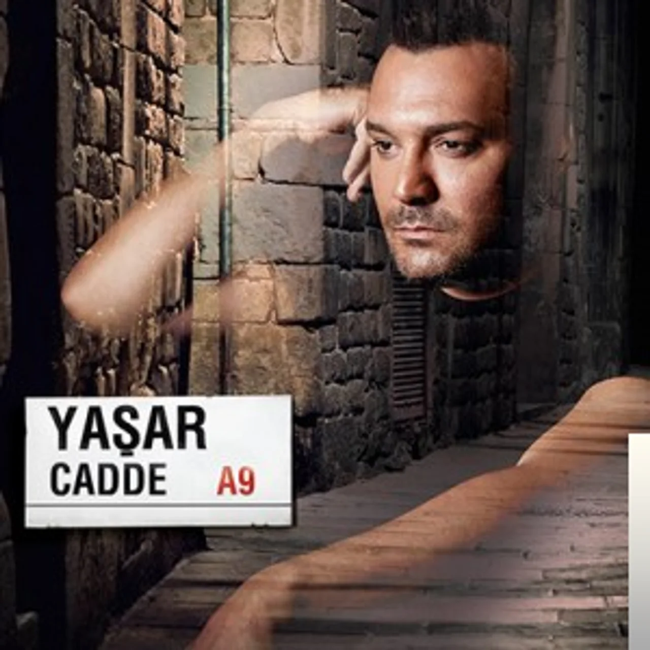 Yaşar - Gözlerinde Sabah