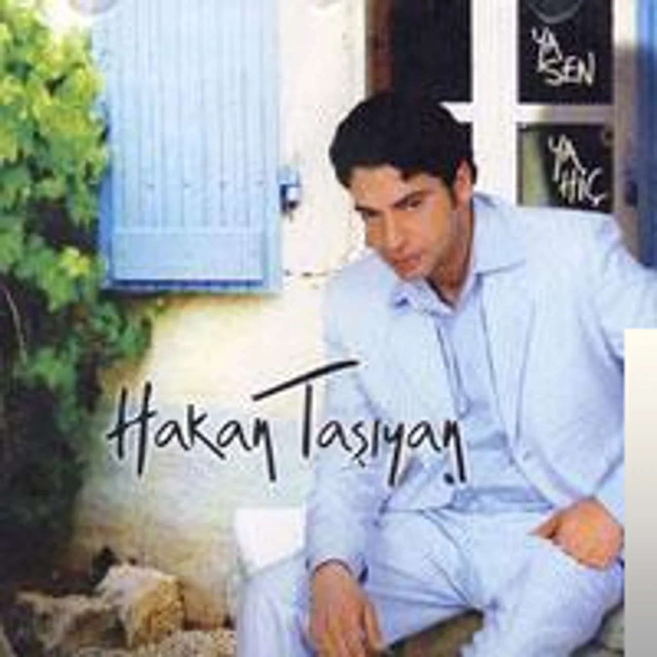 Hakan Taşıyan - Çift Camlardan Ses Gelmiyor