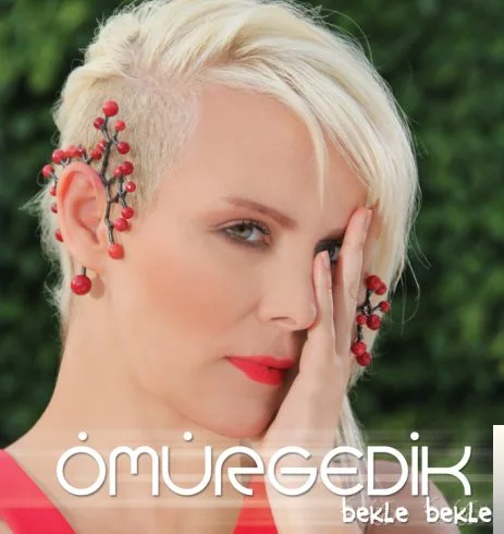Ömür Gedik - Bekle Bekle