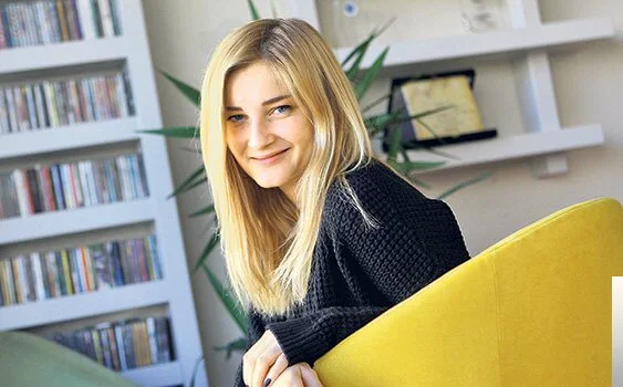 Güliz Ayla - Bilirkişi