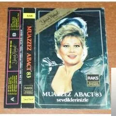 Muazzez Abacı - Bir Sevgi İstiyorum