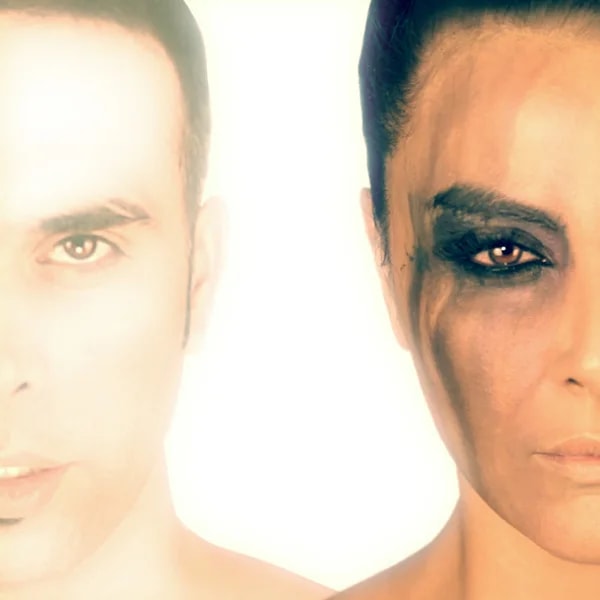 25 Band - Daram Yakh Mizanam (Remix)