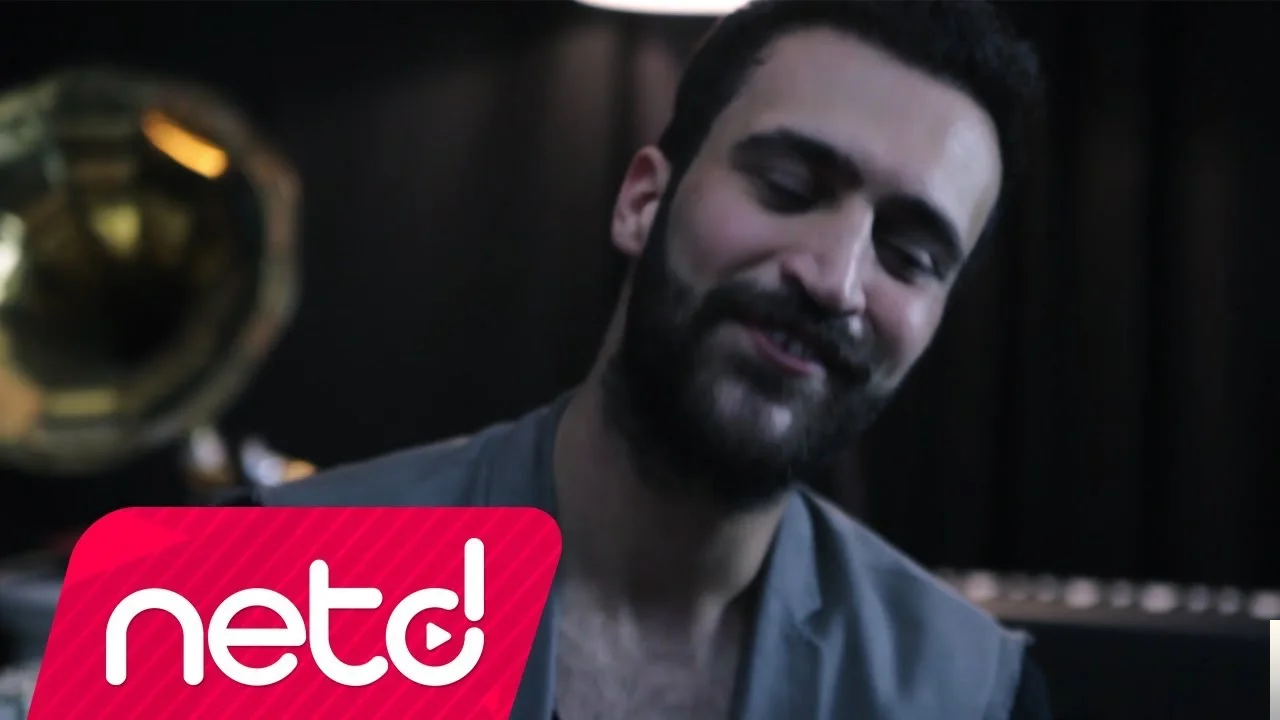 Beşir Özalkan - Sev Beni