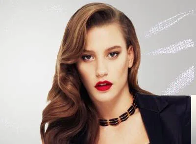Serenay Sarıkaya - Telefonun Başında