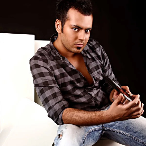 Nima Allameh - Tell Me (Remix)