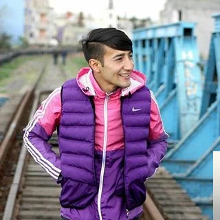 Cahit Başkent - Tabutun içi Çok Karanlık Anne