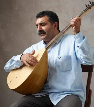Erdal Erzincan - feat Mercan Erzincan-Bir Güzelin Aşığıyım Erenler