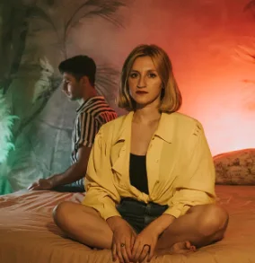 Merve Çalkan - Teninle Konuşmak