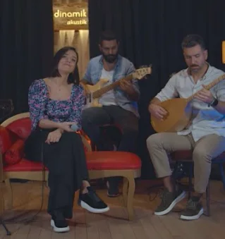 Sevcan Orhan - Yüce Dağdan Bir Yol İner Gelin Oy