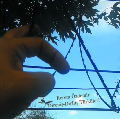 Kerem Özdemir - Bir Fırtına Tuttu Bizi