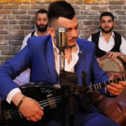 Tolga Şahin - Eski Resmin Bir O Bende