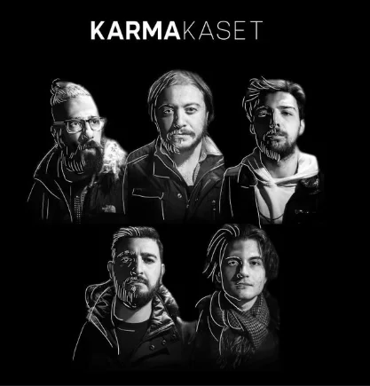 Karma Kaset - Aslında Yürüyoruz Bak