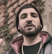Emrah Menteş - Peşinden