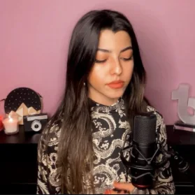 Zehra Cücük - Sen Varsın Diye