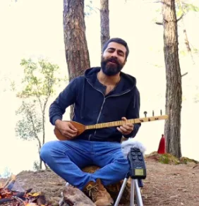 Celo Boluz - Yağmur Yağar Taş Üstüne