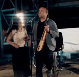İsmail Cumhur - Haydin Kızlar Uşaklar