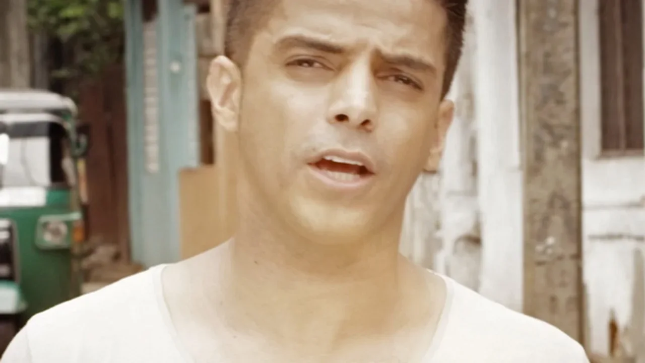 Afshin - Gheire Ghanooni
