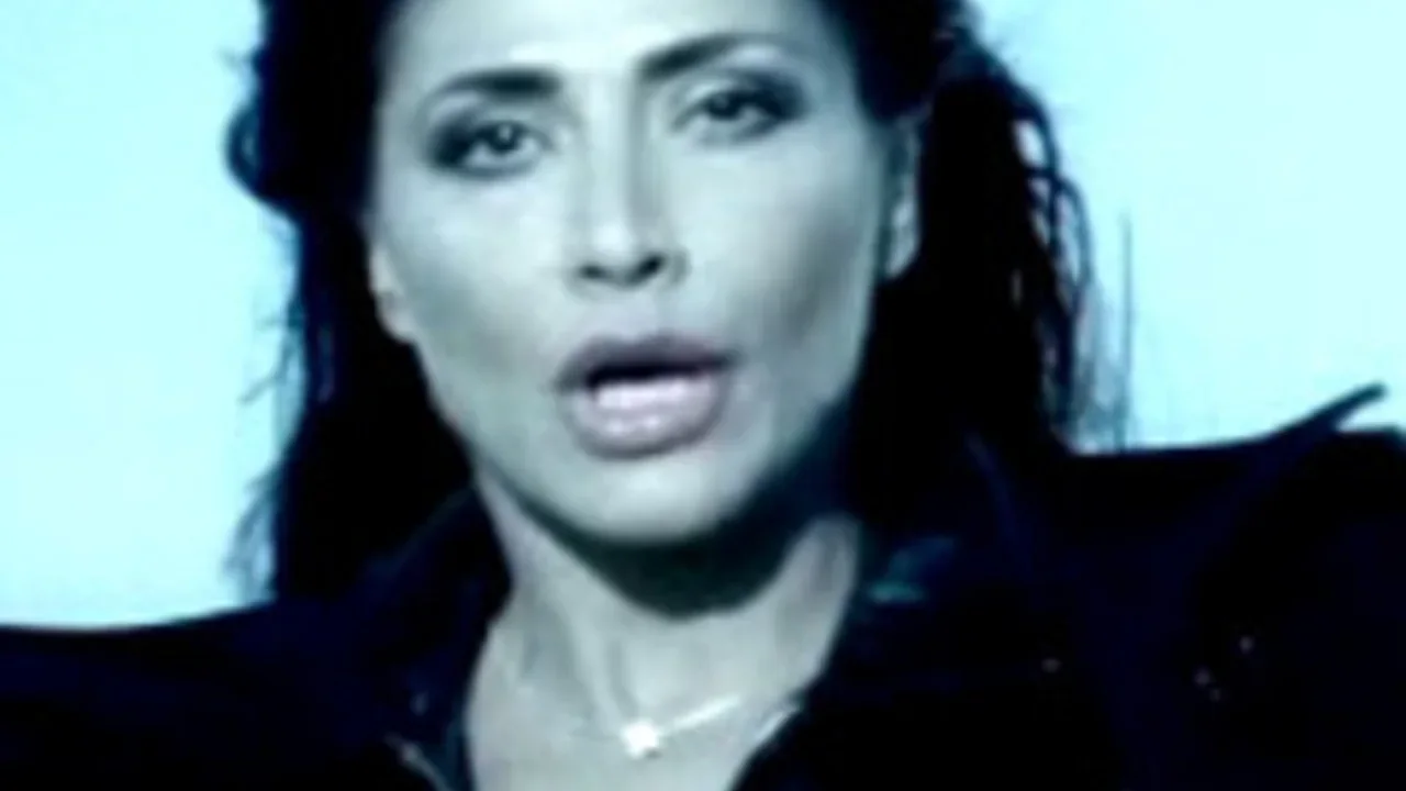 Susan Roshan - Mardi Goftan Zani Goftan