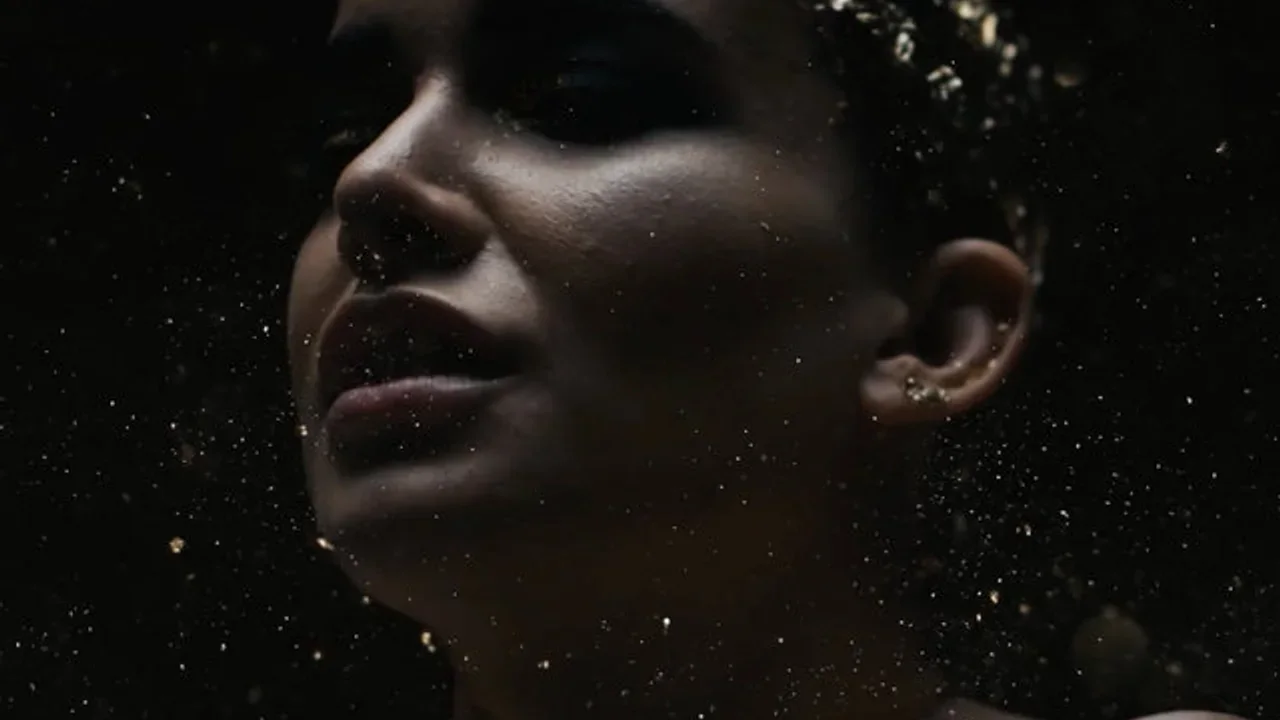 Golazin - Khoda Danad