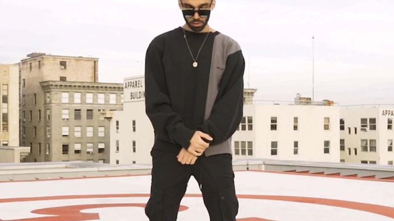 Farshid - Khoobe Halemoon