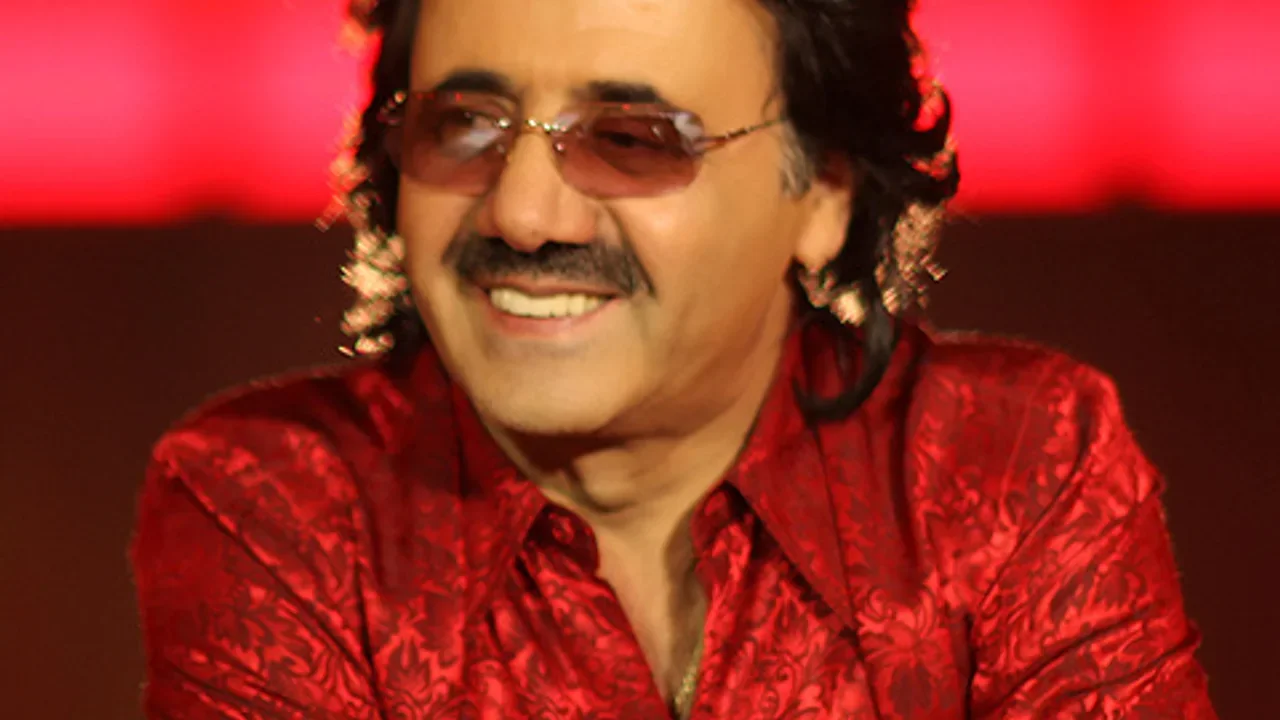 Moein - Majnoon
