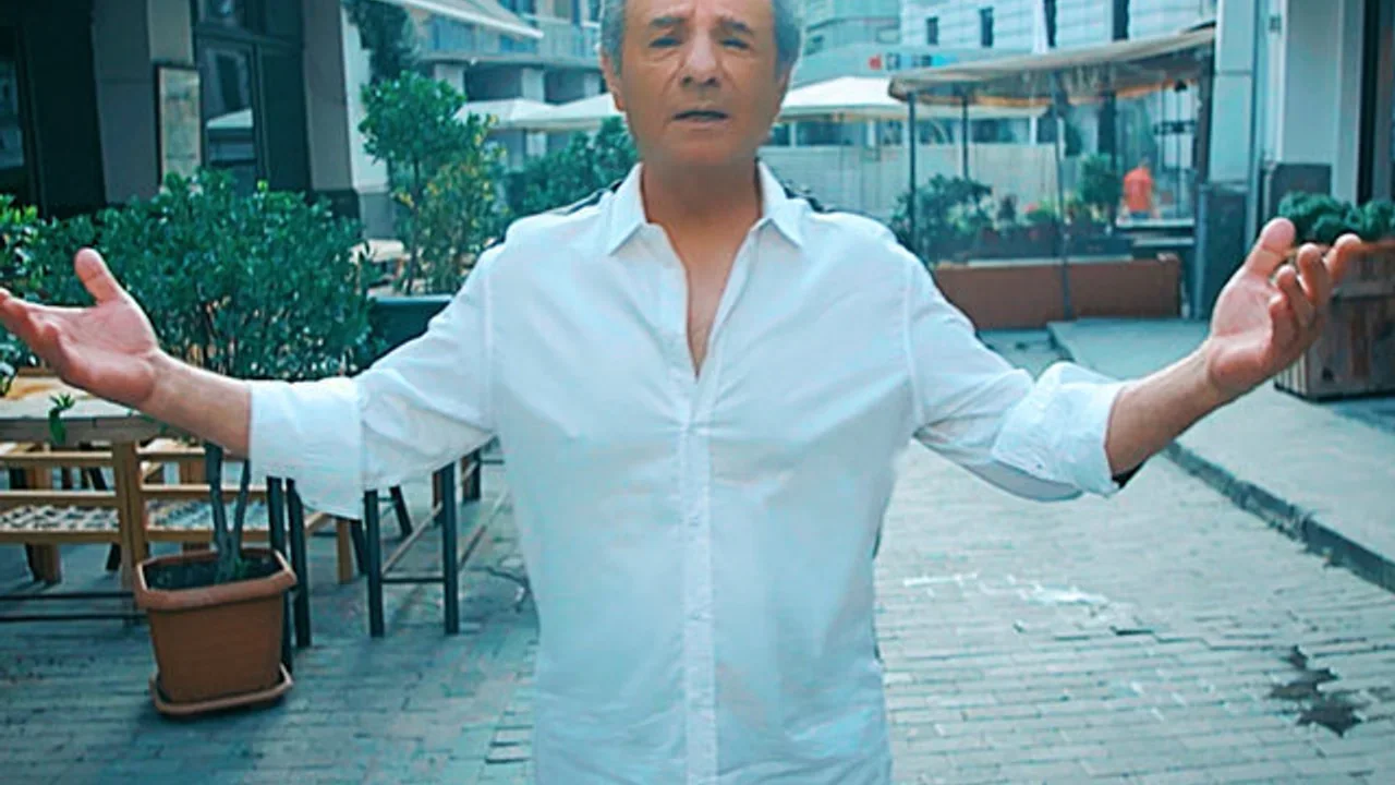 Aref - Ki Behtar Az To