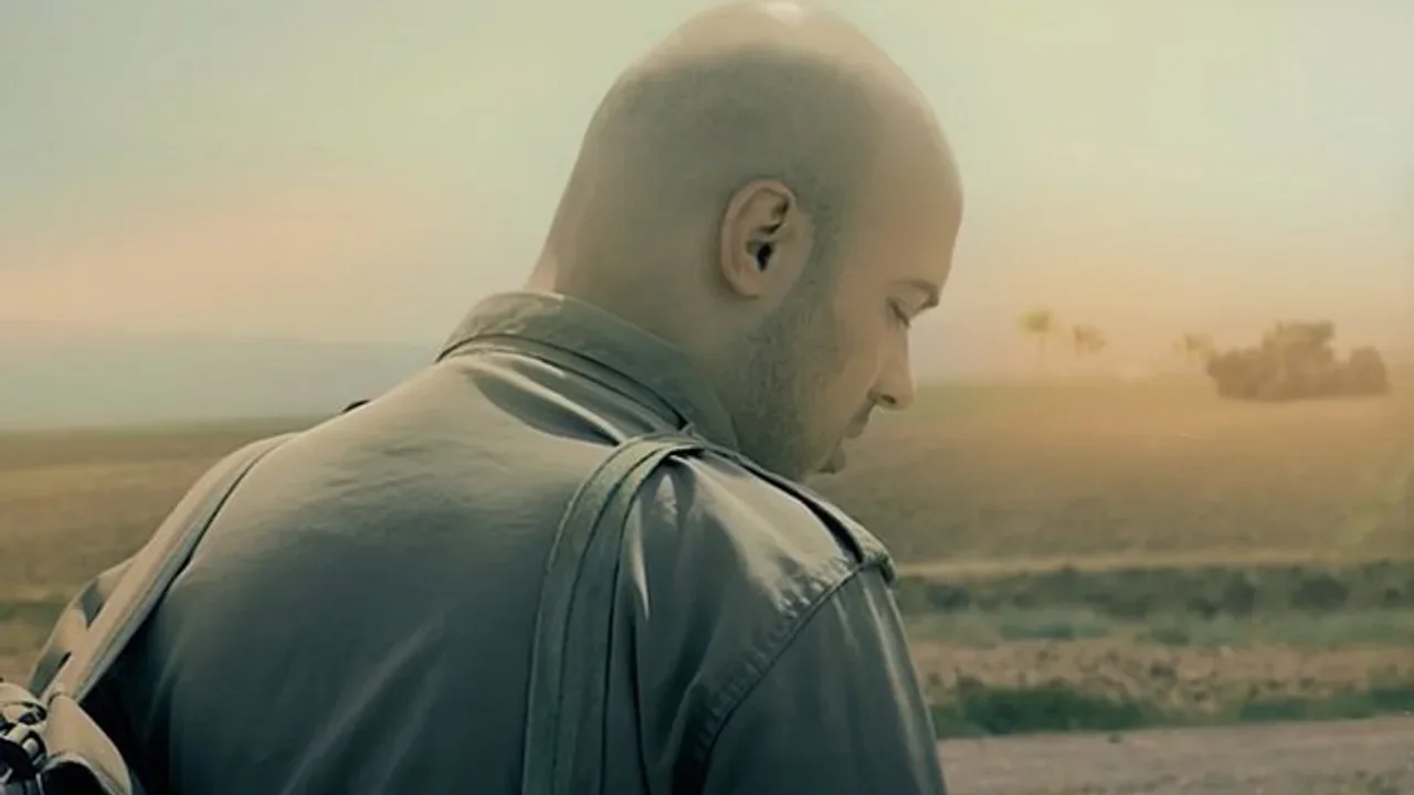 Emad Ghavidel - Vaghti Jang Mishe