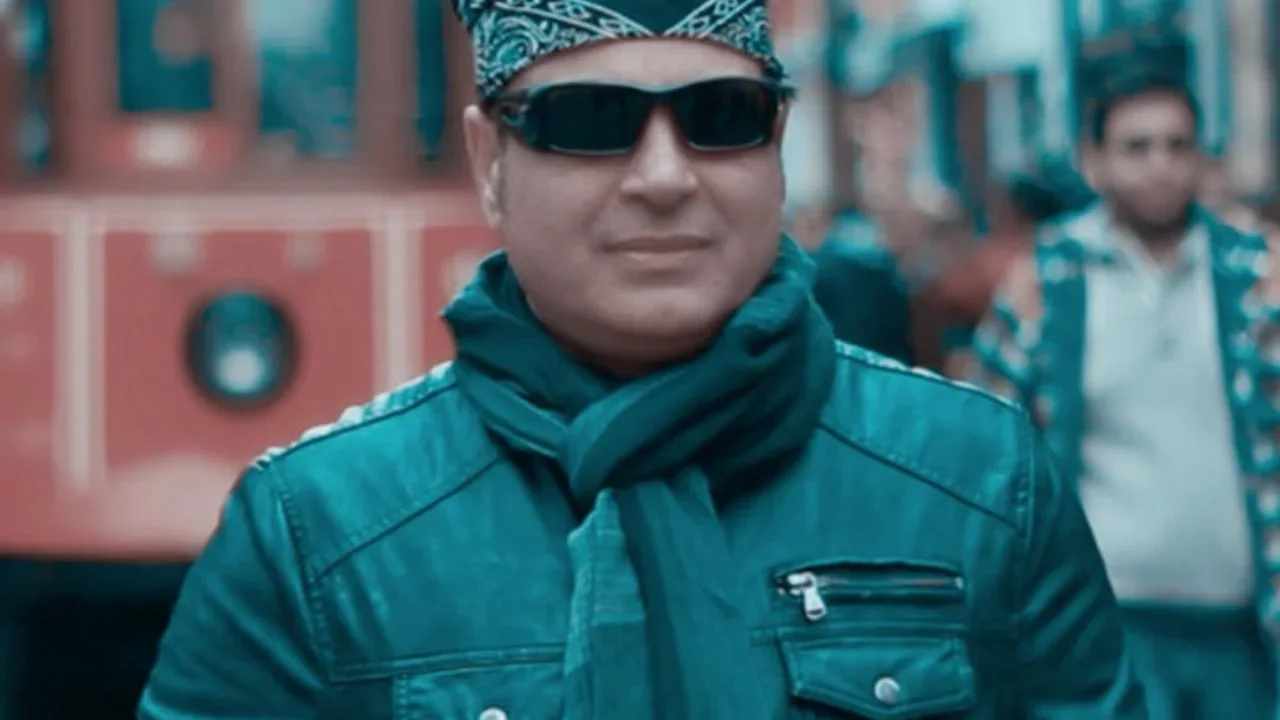 Pyruz - Be Chi Dari Fekr Mikoni