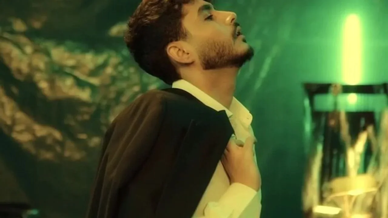 Younes Bayat - Kheyli Harfa