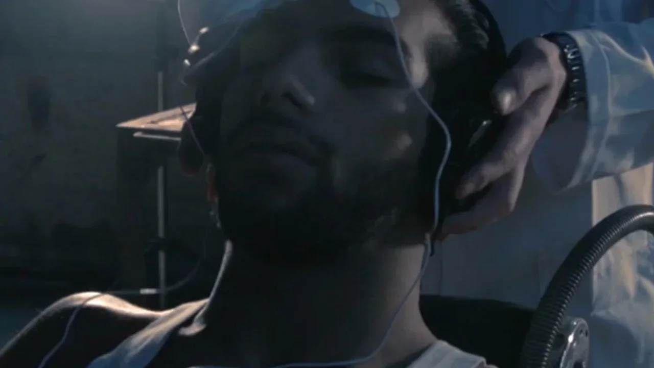 Masoud Sadeghloo - Ashegh Shodam (Ft Mohammad Ghotbi)