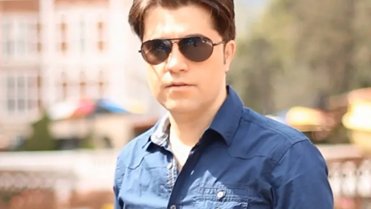 Aidin Behzadi - Guitaronic