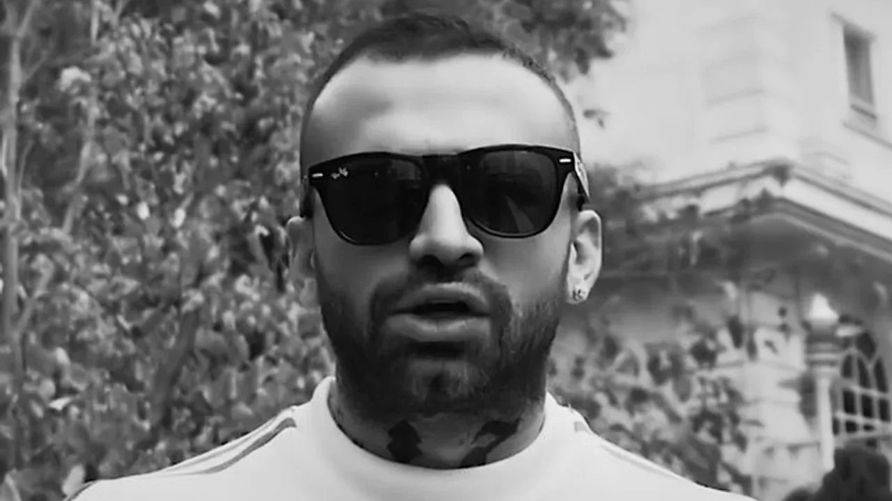 Amir Khalvat - Super Star